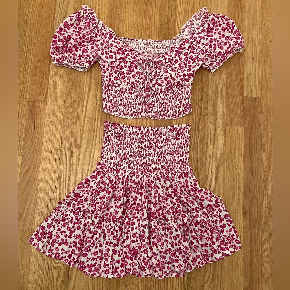 Pink Floral Skirt and crop top set. Size large